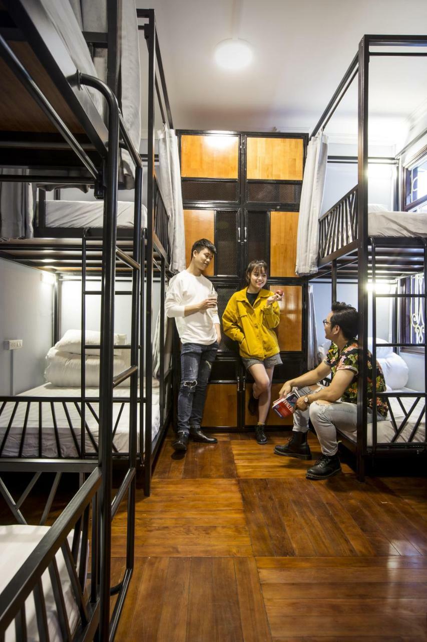 The Chi Novel Hostel Hanoï Extérieur photo